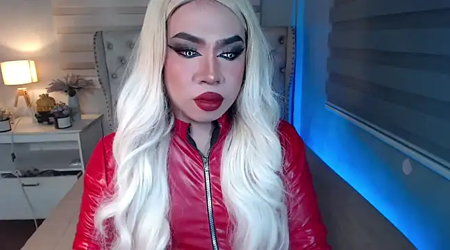 RebecaNextToYou online show from February 9, 5:33 pm