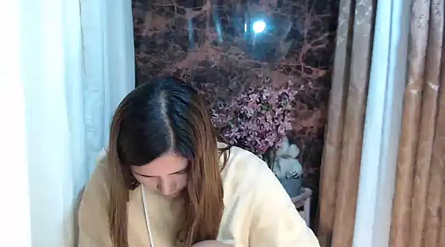 MS Isabella Snow92 online show from February 28, 2:09 am