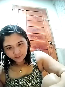 Snapshot of MS_Isabella_Snow92 chatting on February 13, 1:01 am MS Isabella Snow92 online show from February 13, 1:01 am