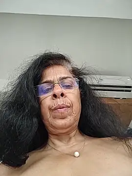 Susannemilf online show from March 10, 4:17 am