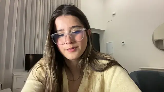 Snapshot of Stormiie777 chatting on March 20, 11:56 pm Stormiie777 online show from March 20, 11:56 pm