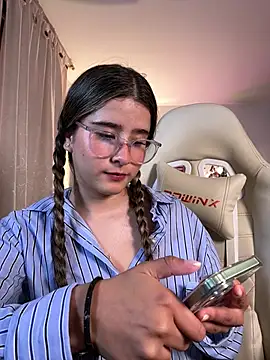 Snapshot of Stormiie777 chatting on February 3, 2:53 am Stormiie777 online show from February 3, 2:53 am