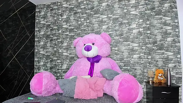 HeidyWillss online show from February 17, 7:21 pm