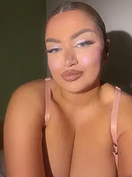 Snapshot of EmiliaPetrova chatting on March 5, 2:36 am EmiliaPetrova online show from March 5, 2:36 am