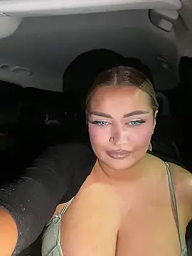 Snapshot of EmiliaPetrova chatting on March 19, 11:25 pm EmiliaPetrova online show from March 19, 11:25 pm