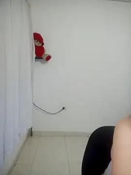 lorenitabella online show from April 11, 9:24 am