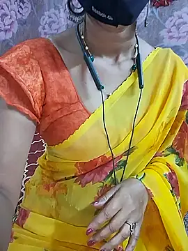 XBHUUME online show from December 3, 5:23 pm