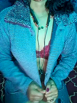 XBHUUME online show from January 8, 7:45 pm