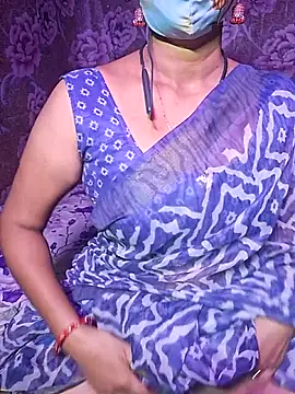 XBHUUME online show from October 4, 5:00 pm