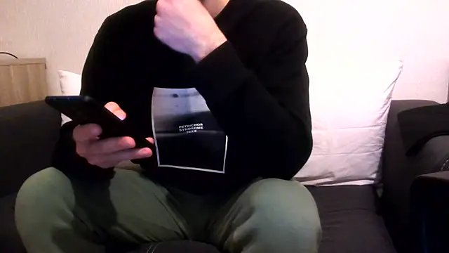 Snapshot of HotAlex500 chatting on January 18, 5:59 pm HotAlex500 online show from January 18, 5:59 pm