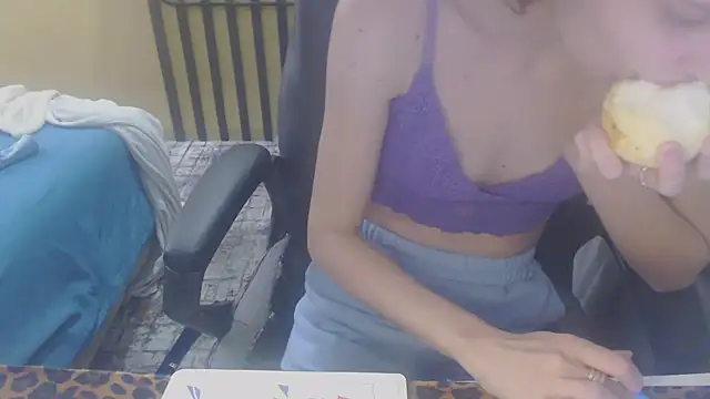 Laco-cO online show from November 9, 4:16 pm