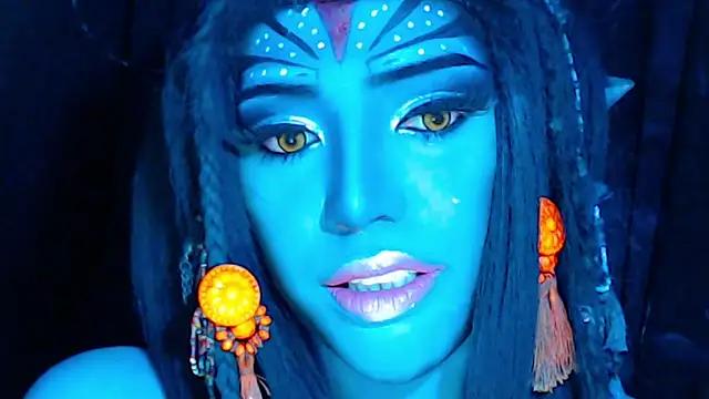 xPATRICIA ARDEN AVATAR online show from June 4, 7:47 am