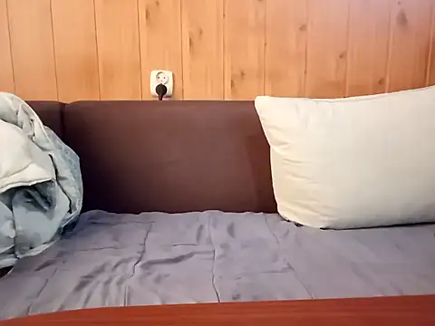 Snapshot of Konradoo chatting on October 5, 6:01 am Konradoo online show from October 5, 6:01 am