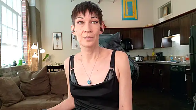 EveEnigma online show from January 10, 8:21 pm