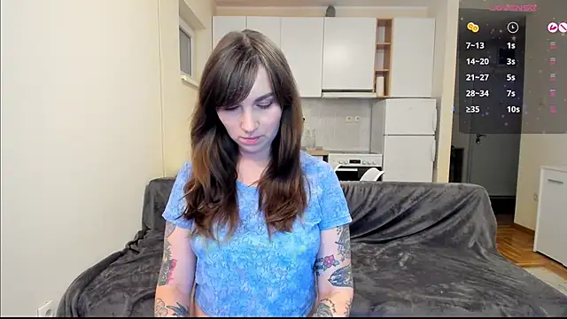 StacyTigerr online show from January 25, 3:40 am