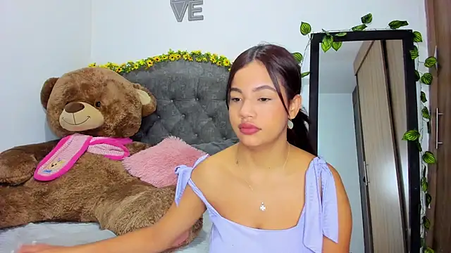 AnahiRivera online show from October 13, 10:59 am