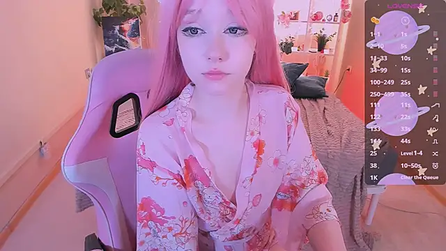 Snapshot of IrmaBell chatting on March 10, 10:15 am IrmaBell online show from March 10, 10:15 am