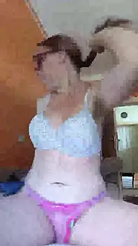 Dettybitch40 online show from July 13, 11:02 am