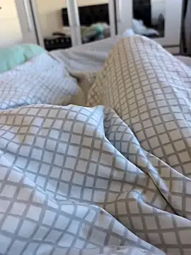 Snapshot of jungerbummser23 chatting on October 27, 10:19 am jungerbummser23 online show from October 27, 10:19 am