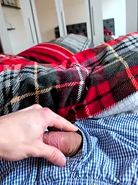 jungerbummser23 online show from February 15, 7:05 am