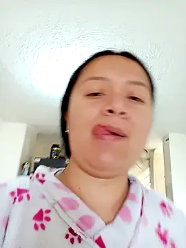 Snapshot of Arisha34 chatting on December 2, 4:20 pm Arisha34 online show from December 2, 4:20 pm