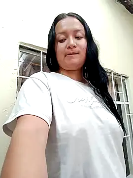 Snapshot of Arisha34 chatting on December 6, 9:02 pm Arisha34 online show from December 6, 9:02 pm