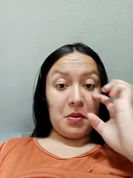 Snapshot of Arisha34 chatting on December 13, 3:32 pm Arisha34 online show from December 13, 3:32 pm