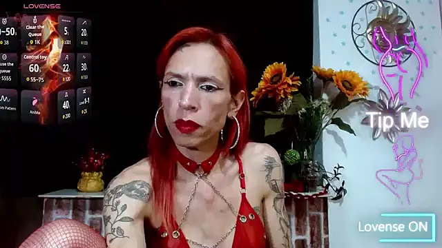 Snapshot of VanessaWolf chatting on July 10, 10:45 pm VanessaWolf online show from July 10, 10:45 pm