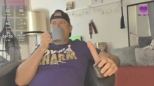 Snapshot of openminddaddy chatting on February 21, 4:24 am openminddaddy online show from February 21, 4:24 am