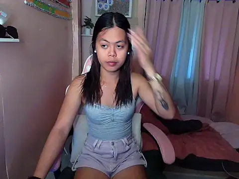 Snapshot of young_salsalita chatting on July 13, 6:49 am young salsalita online show from July 13, 6:49 am