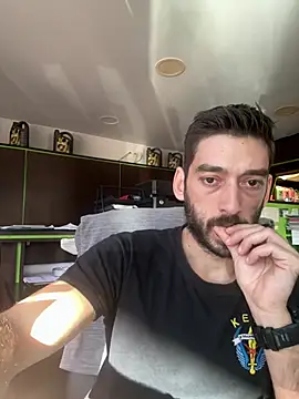 Snapshot of dk2995 chatting on December 11, 9:41 am dk2995 online show from December 11, 9:41 am