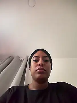 Snapshot of Sara_mocca_ chatting on February 21, 1:50 am Sara mocca online show from February 21, 1:50 am