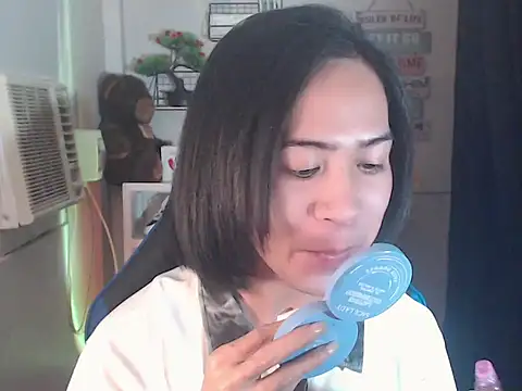 Lemonadexxx online show from December 3, 12:18 am