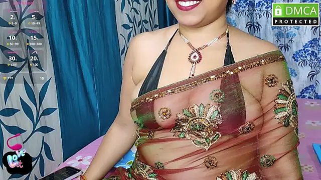 Strip---Queen online show from January 25, 3:20 pm