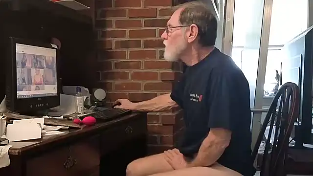 CDforU online show from January 6, 3:27 pm