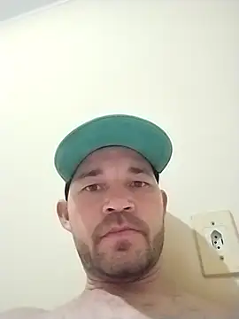 Snapshot of dottado05 chatting on November 18, 9:03 am dottado05 online show from November 18, 9:03 am