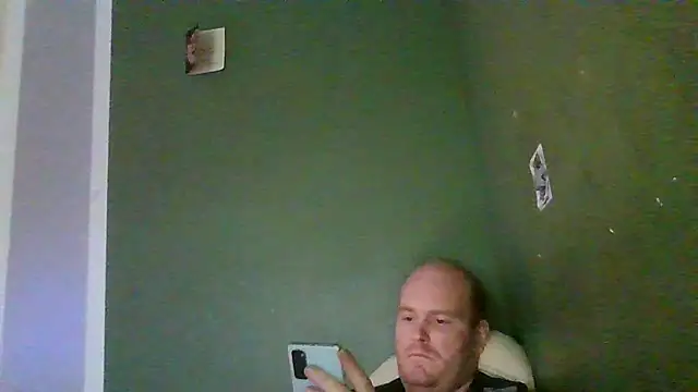 Snapshot of Janssen88 chatting on February 12, 2:45 pm Janssen88 online show from February 12, 2:45 pm