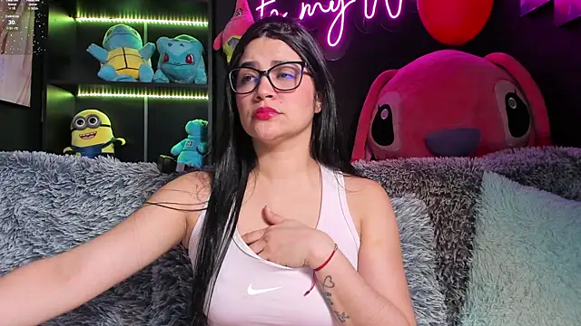 Emilyjhonson 01 online show from March 8, 3:28 am