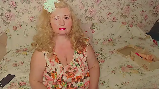 BustyDonnaSexyy online show from May 15, 5:53 pm
