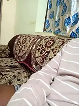 Snapshot of kummuduabbai chatting on February 15, 3:53 pm kummuduabbai online show from February 15, 3:53 pm