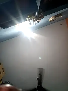 Snapshot of kummuduabbai chatting on February 19, 8:49 pm kummuduabbai online show from February 19, 8:49 pm