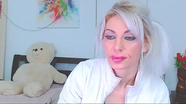 HoneyLara online show from February 13, 12:17 am