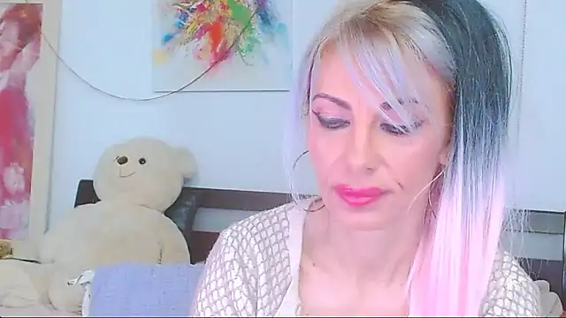 HoneyLara online show from March 15, 8:37 pm