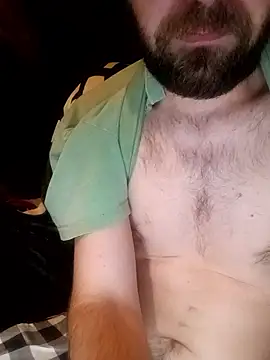 Snapshot of ShadowyTube chatting on January 17, 6:40 am ShadowyTube online show from January 17, 6:40 am