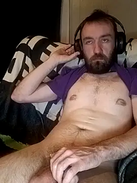 Snapshot of ShadowyTube chatting on February 13, 5:25 am ShadowyTube online show from February 13, 5:25 am