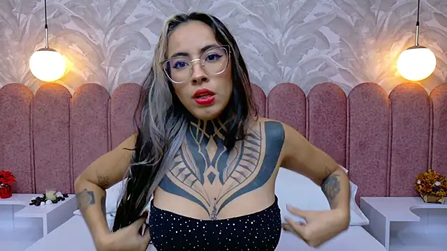 Snapshot of NicoleBlum chatting on January 23, 12:41 pm NicoleBlum online show from January 23, 12:41 pm