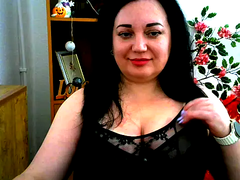 Snapshot of AmanaGi chatting on November 21, 3:22 pm AmanaGi online show from November 21, 3:22 pm