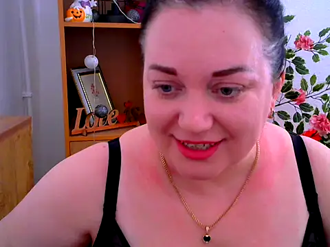 Snapshot of AmanaGi chatting on December 22, 4:37 pm AmanaGi online show from December 22, 4:37 pm