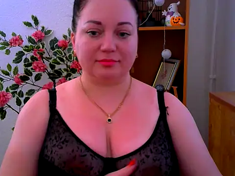 Snapshot of AmanaGi chatting on February 22, 10:25 am AmanaGi online show from February 22, 10:25 am