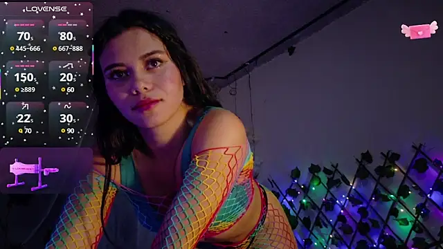 Snapshot of -Camila_ chatting on February 23, 9:37 pm -Camila online show from February 23, 9:37 pm